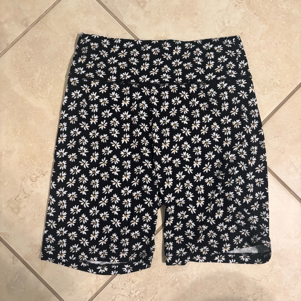 American Eagle Outfitters Black and White Floral Bike Shorts